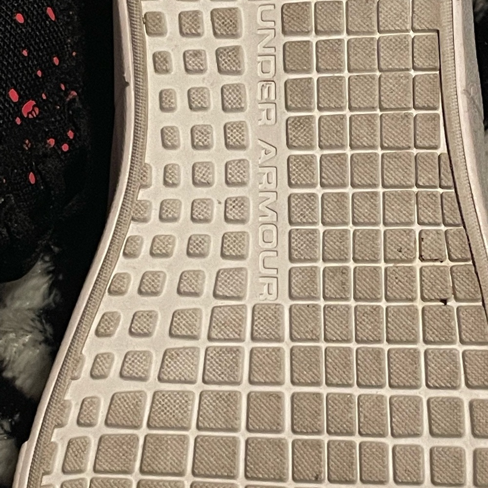 Under Armor - image 5